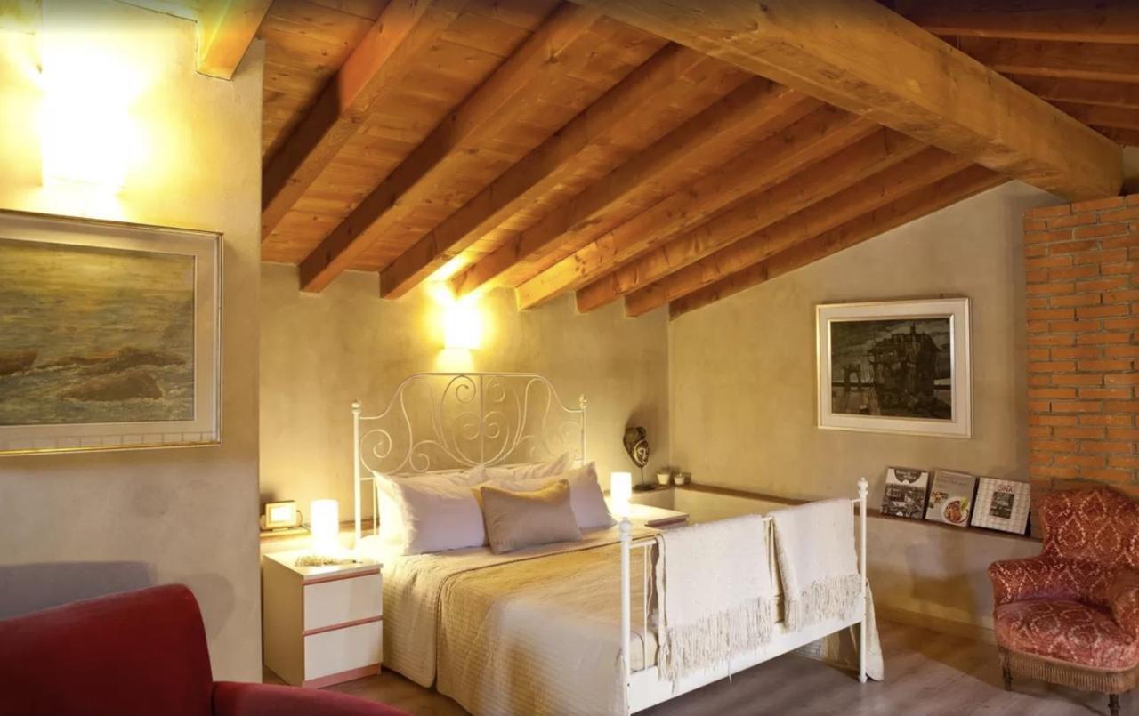 Castello Oldofredi Aparthotel Monte Isola Kültér fotó